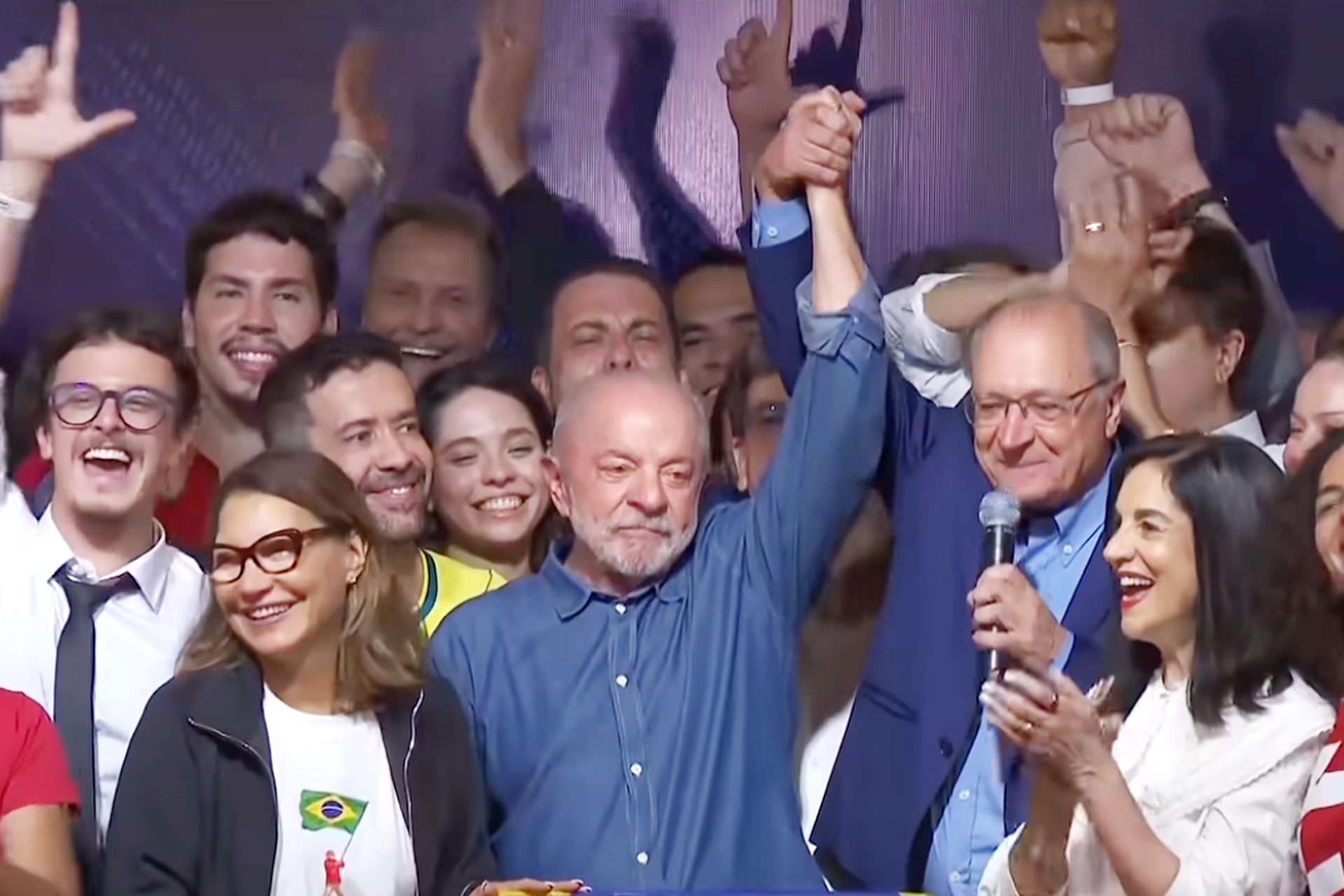 Présidentielles au Brésil : Lula arrache un quatrième mandat dans un retournement historique